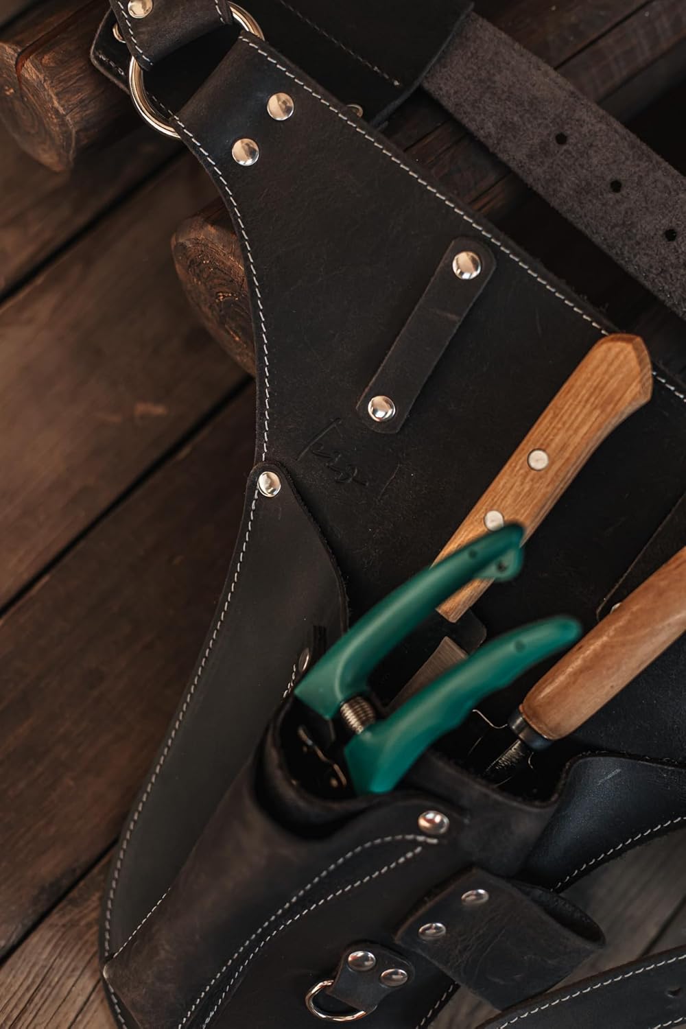 Garden Florist Tool Belt for Men | Leather Tool Belt for Women | Handmade Belt for Gardener, Electrician, and Carpenter | Leather Florist Belt (Brown CrazyHorse) (Black with engraving, one size)