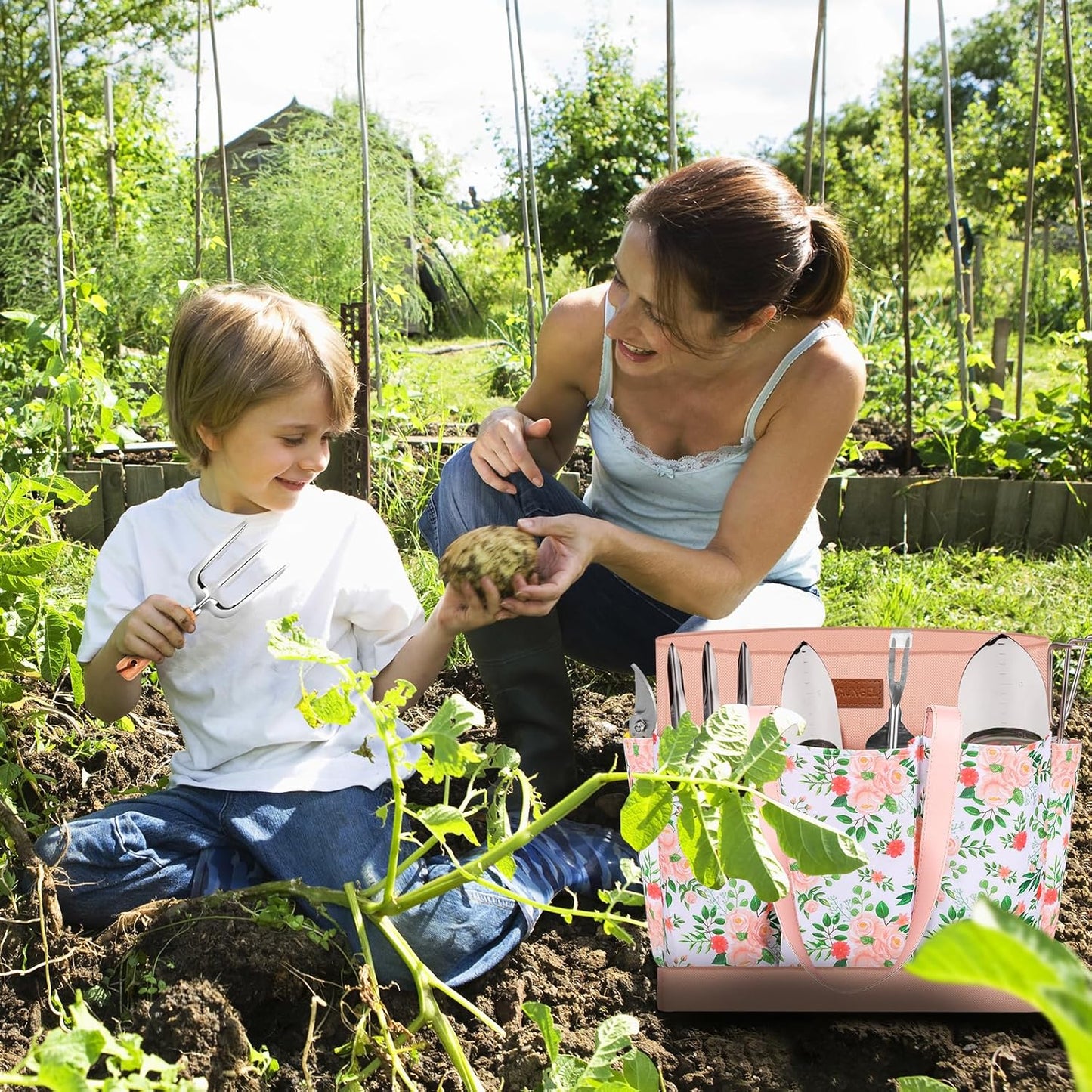 Gardening Tools - YAUNGEL 10 Pcs Garden Tool Set, Heavy Duty Stainless Steel Gardening Supplies Hand Tools with Wooden Handle, Storage Tote Bag, Ideal Gardening Gifts for Women and Men, Pink
