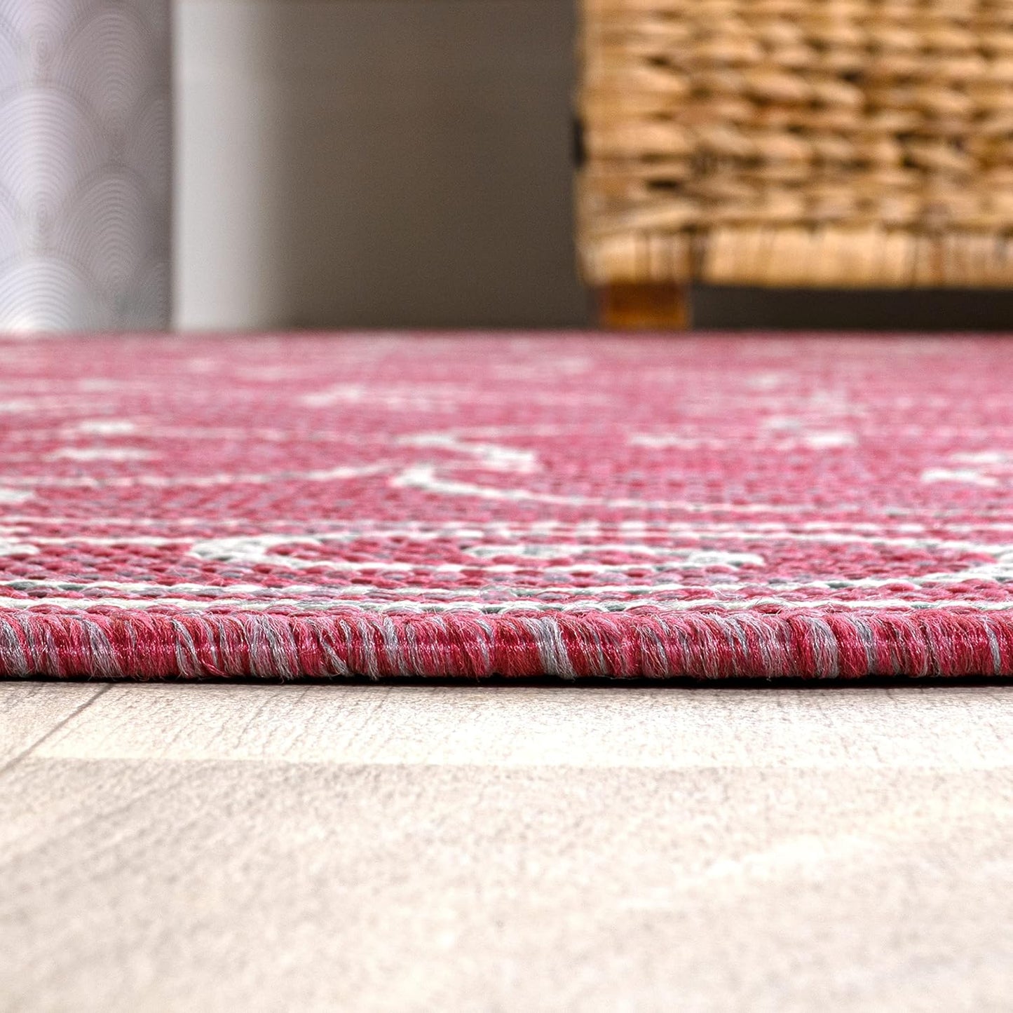 JONATHAN Y SMB106J-3 Charleston Vintage Filigree Textured Weave Indoor Outdoor Area Rug, Classic Traditional Easy-Cleaning,Bedroom,Kitchen,Backyard,Patio,Non Shedding, 3 X 5, Fuchsia/Light Gray