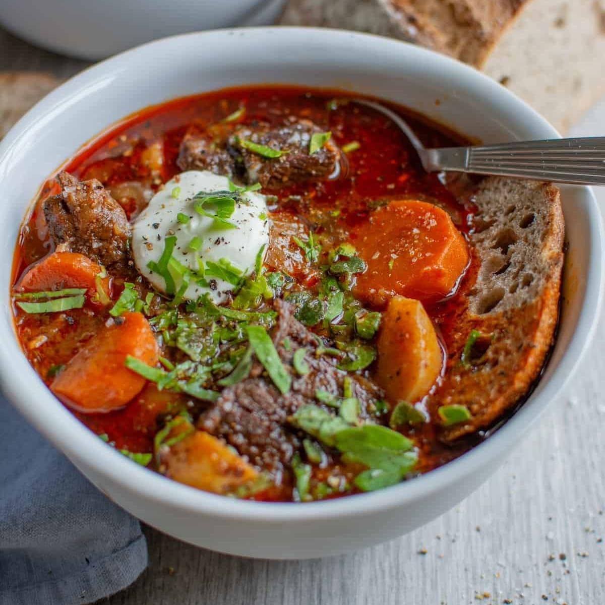 German Thyme Plants - Perfect for Indoor or Outdoor Gardening, High in Antioxidants, Fragrant and Flavorful Herb (4 ger Thyme Cups)