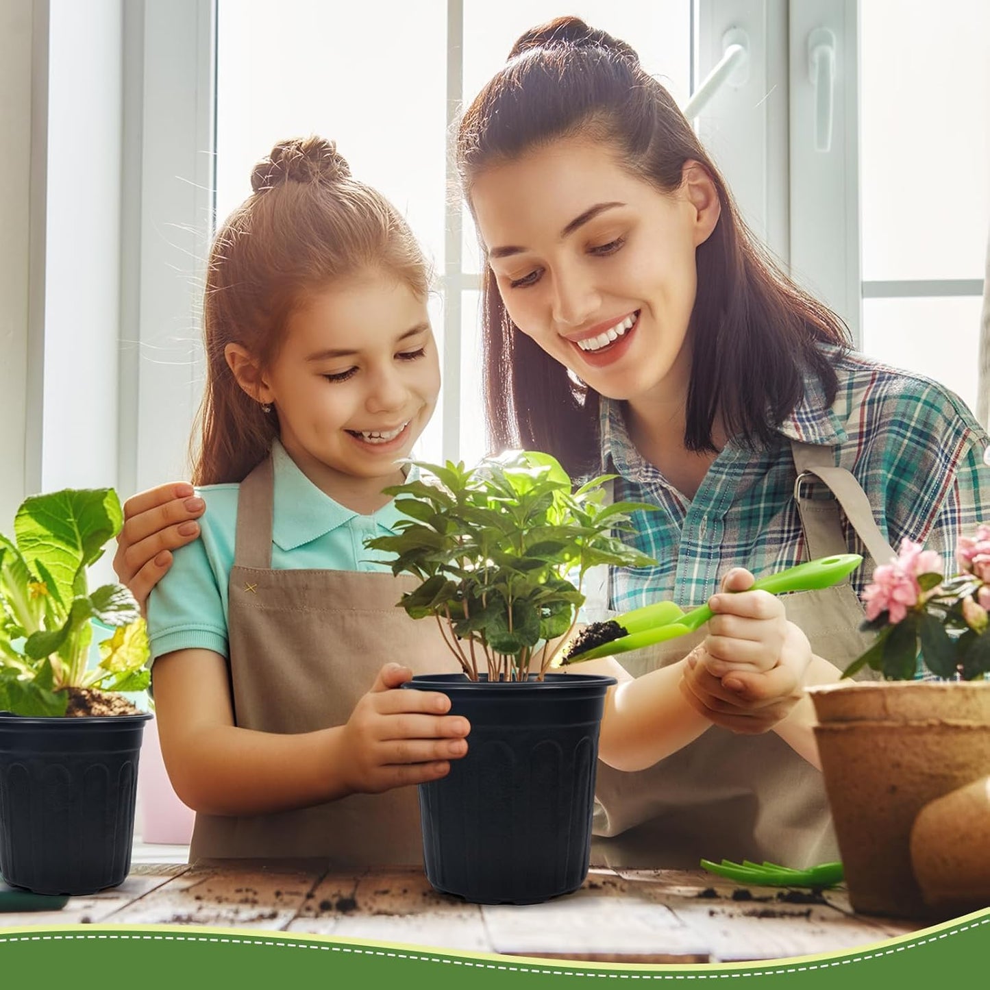 100Pcs 1 Gallon Black Nursery Pots, Soft Plastic Seedling Plant Pot with Holes, Garden Flower Seedling Pot for Indoor/Outdoor Use, Small to Medium Size