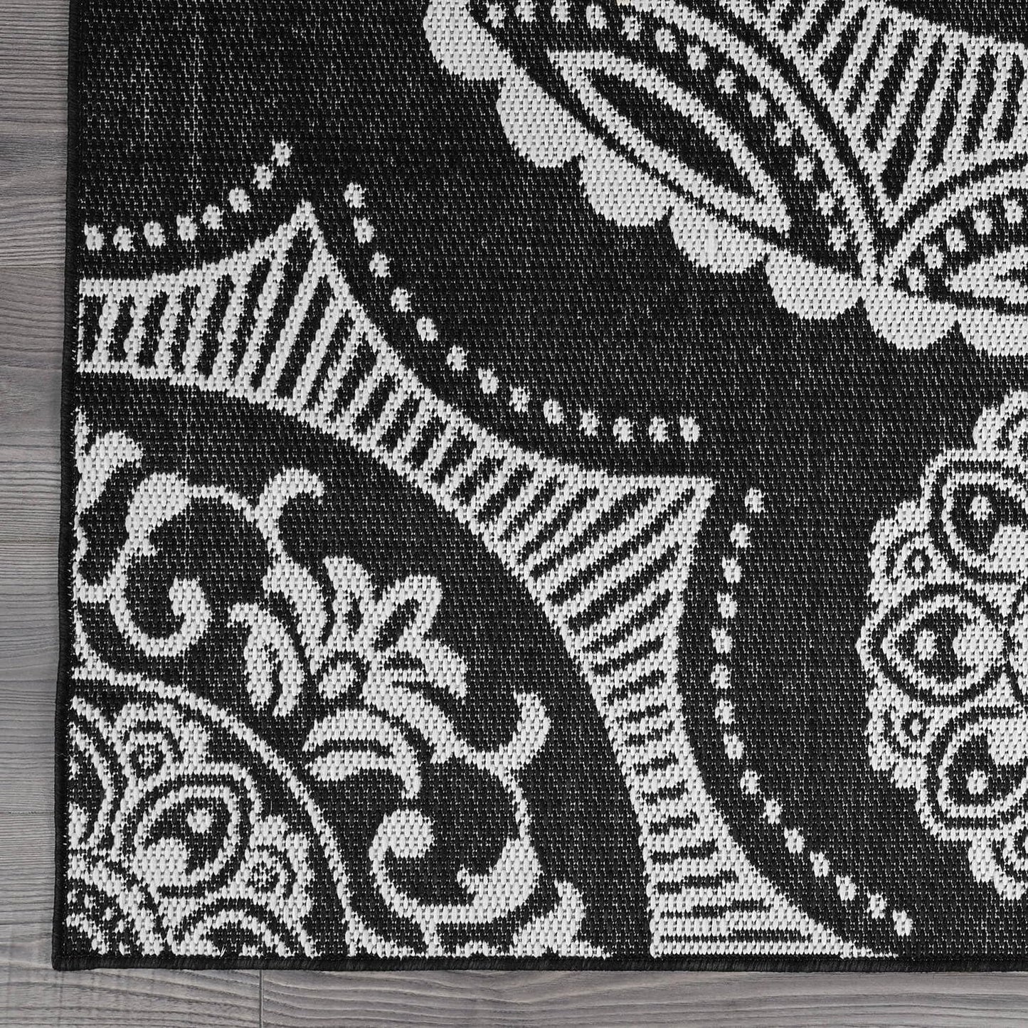 Medallion Outdoor Rug 5x7 Washable Outside Carpet for Indoor Patio Porch Waterproof Easy Cleaning Non Shedding Area Rugs Black 5 x 7