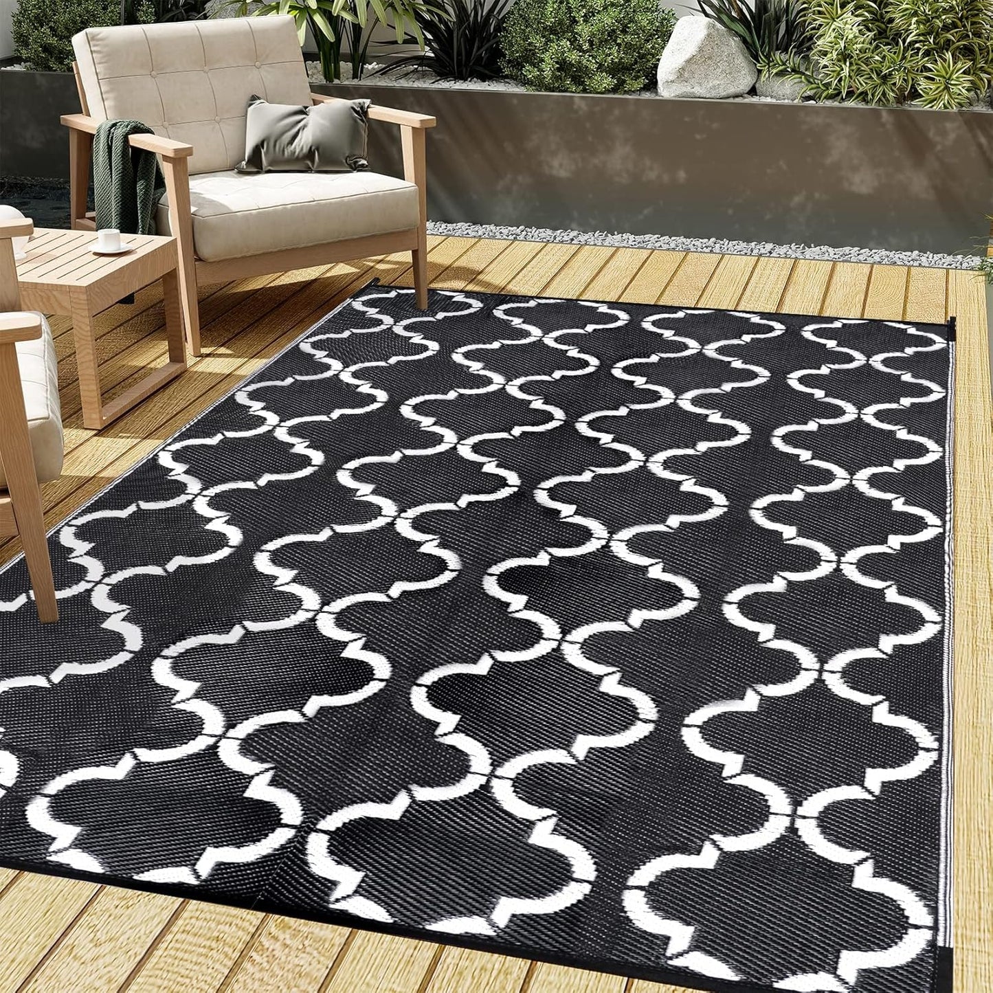 Outdoor Plastic Straw Rug, Waterproof Mat, Washable Large Floor Mat and Rug for Outdoors, RV, Beach, Patio, Camping, Backyard, Deck, Picnic, Indoor Outside (5x8ft,Lantern/Black&White)