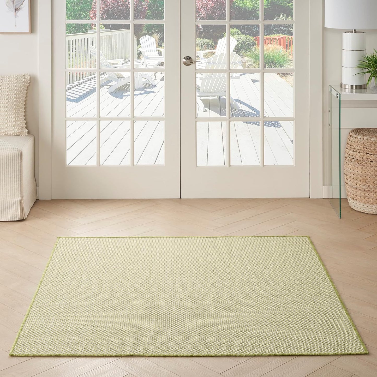 Nourison Home Courtyard 4' x Square Ivory Green Fabric Modern Area Rug (4' Square)