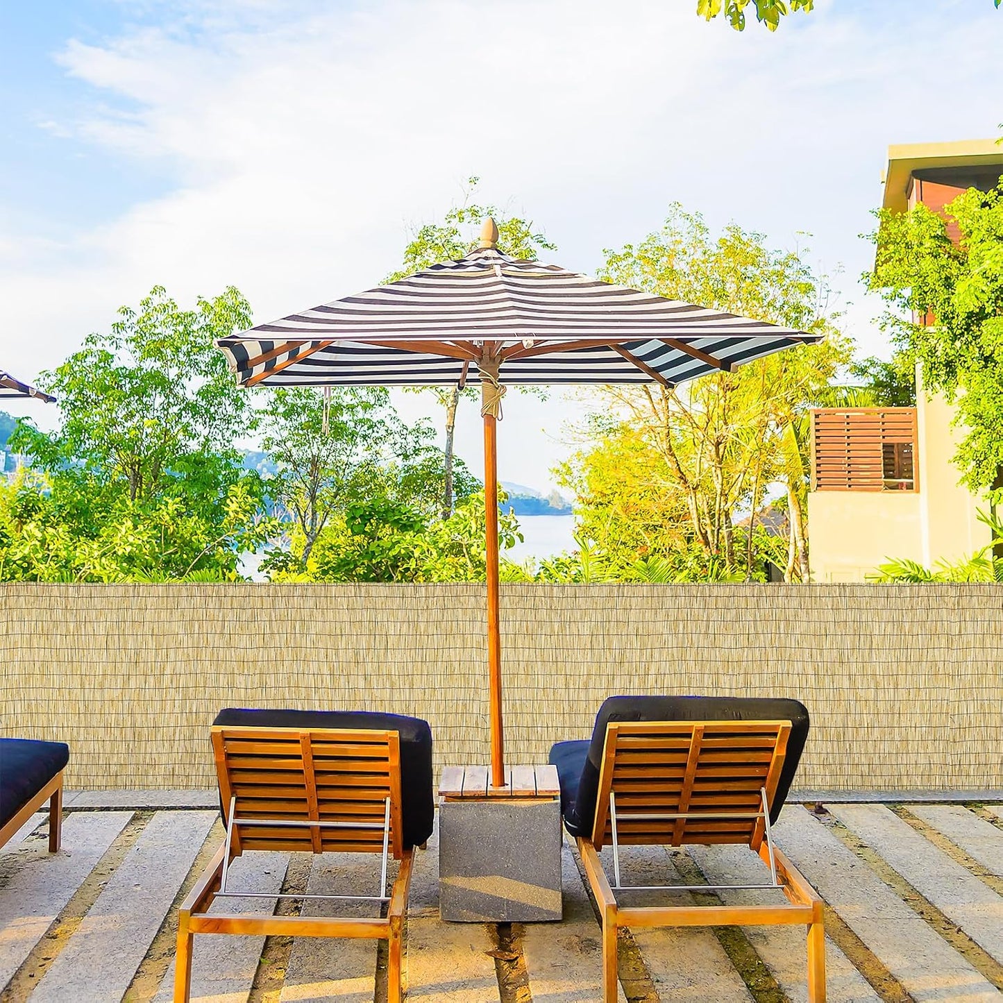 Natural 6FT X 16.4FT Reed Fencing Roll, Balcony Privacy Shade Reed Bamboo Fencing Garden Fence Border, Wind Block Sunshade Fence Screen for Outdoor Yard Patio Flower Bed Edge