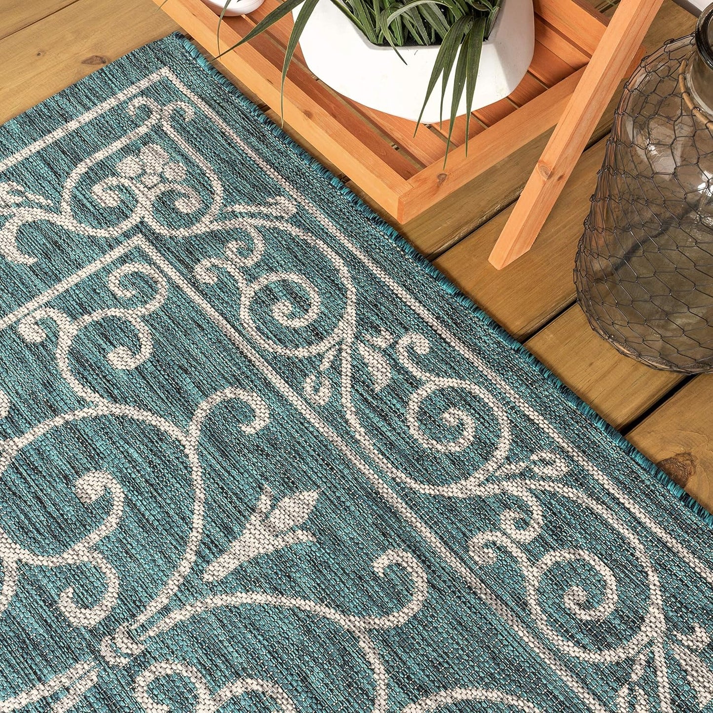 JONATHAN Y SMB106F-5R Charleston Vintage Filigree Textured Weave Indoor Outdoor Area Rug Classic Coastal Easy-Cleaning Bedroom Kitchen Backyard Patio Non Shedding, 5' Round, Teal/Gray